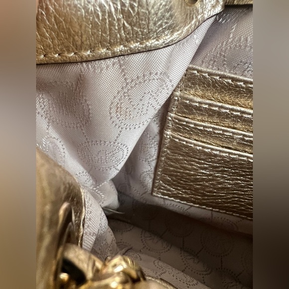 Michael Kors Frankie small gold crossbody bag with adjustable strap. - Picture 9 of 9